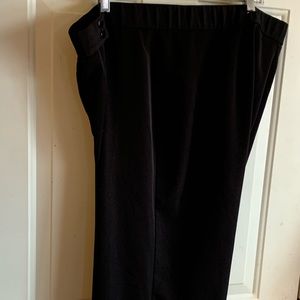 Dress Barn black crêpe dress capris